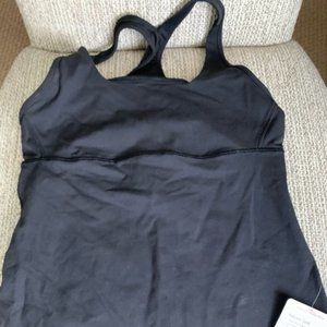 Lululemon work out tank with built in bra